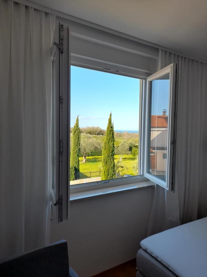 Lovely Rooms Rovigno Esterno foto