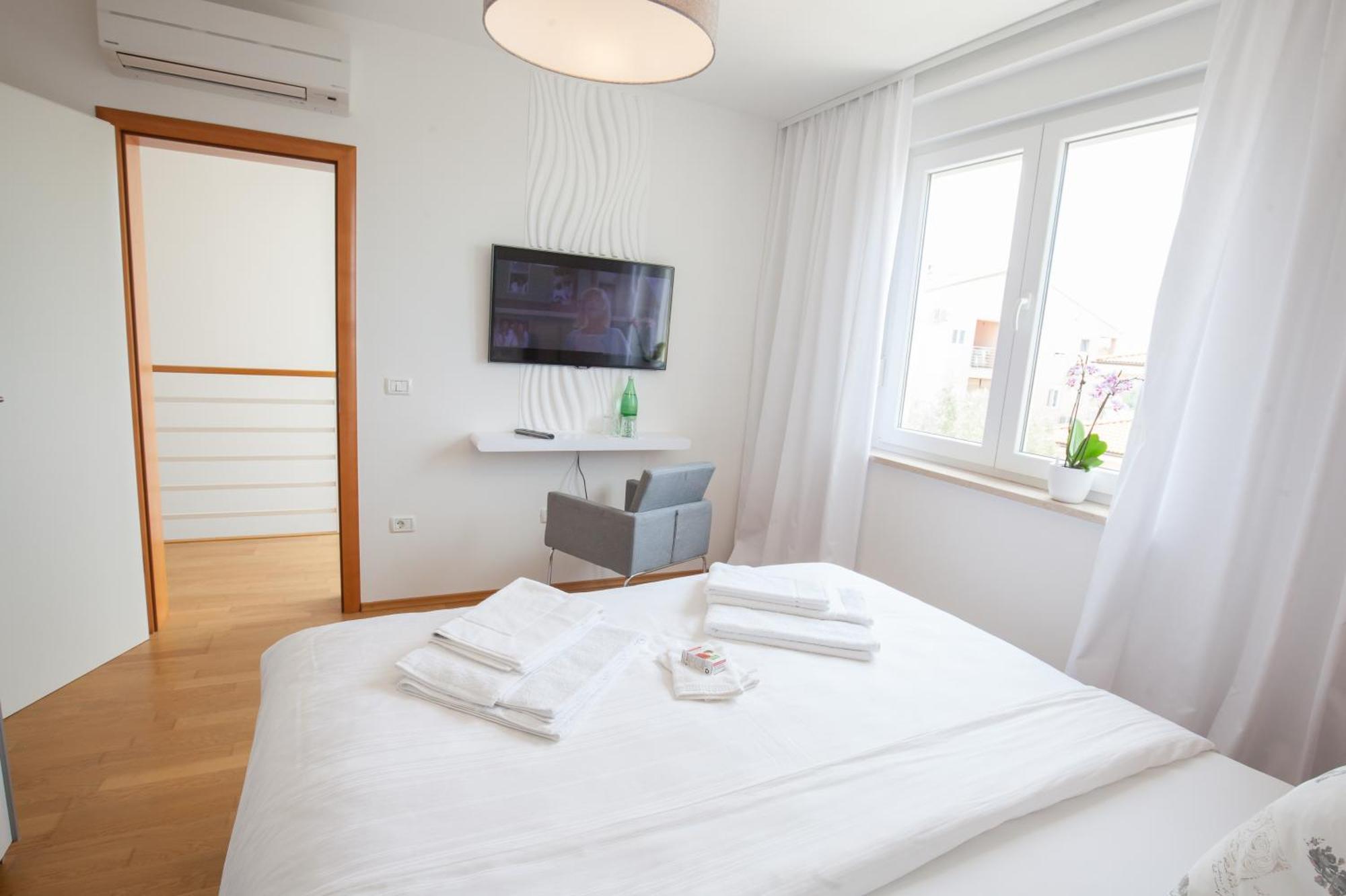 Lovely Rooms Rovigno Camera foto